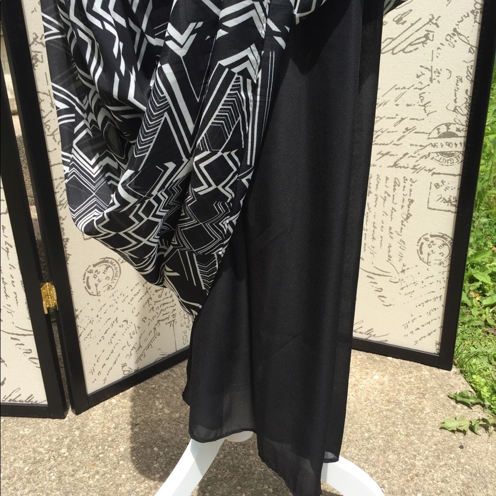 Sunny Leigh Maxi Skirt - Picture 3 of 5